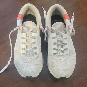 NIKE RENEW SERENITY RUN SNEAKERS  6 WHITE MAGIC EMBER